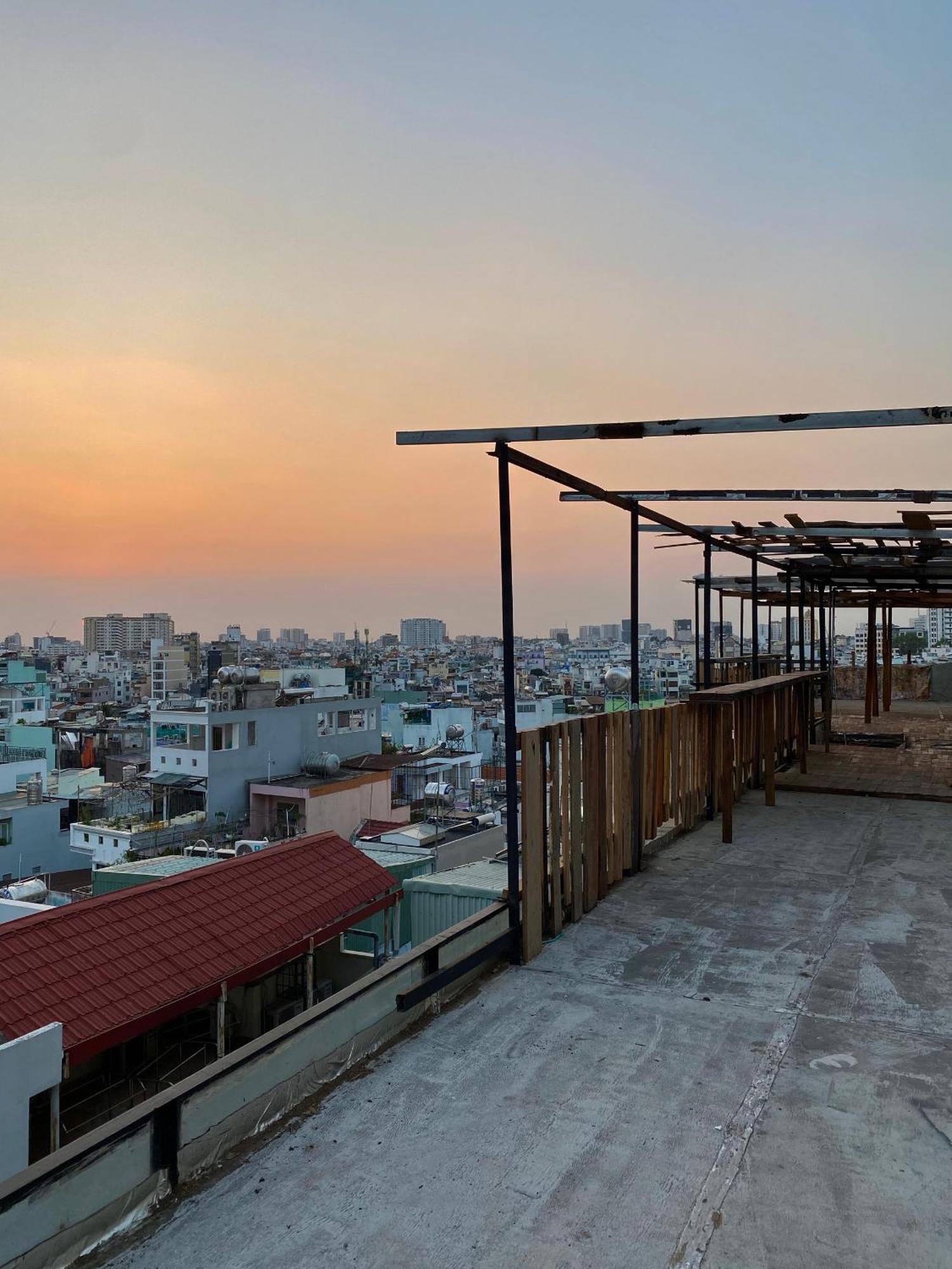 The Gk House Hostel, Ecolliving, Central City, Natural Wooden, Chill View Rooftop, Restaurant And Cocktail Bar TP. Hồ Chí Minh Ngoại thất bức ảnh